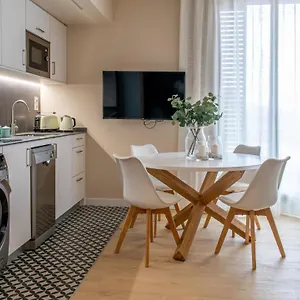 barcelona-touch-apartments-progres.topbarcelonahotels.com/